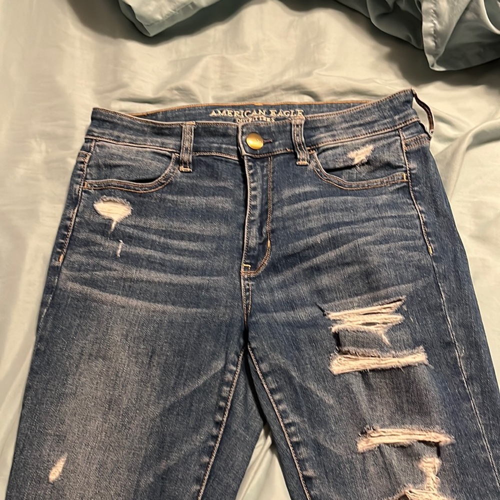 American Eagle high Rise distressed jeggings